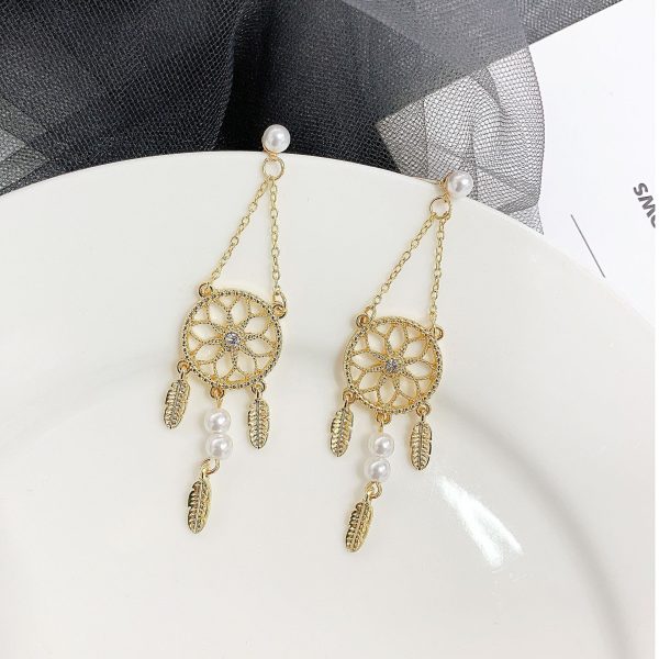 Hollow Flower Ring Feather Long Retro Long Pearl Flower Earrings