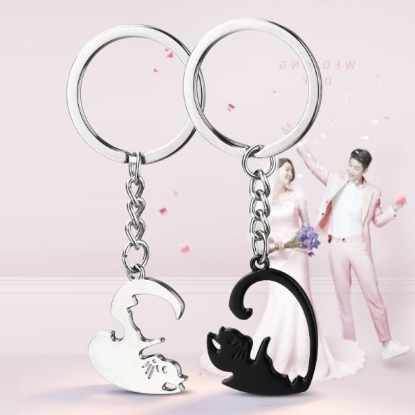 Creative Black And White Heart-shaped Keychain Stitching